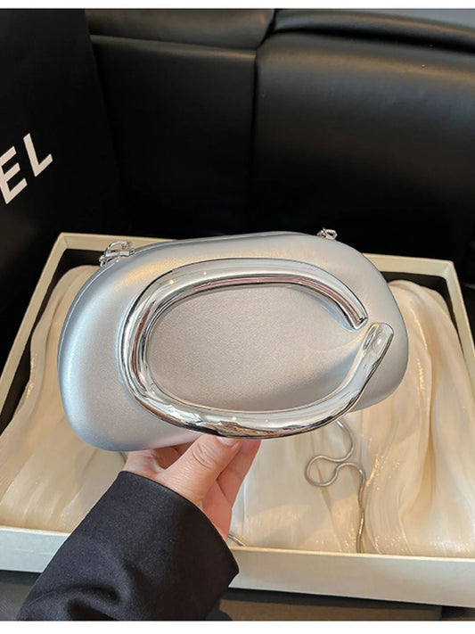 The Laura Clutch