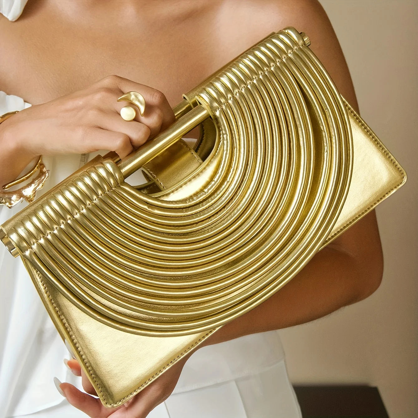 The Nina Clutch